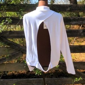 It's White Ribbed Mock Turtleneck Long Sleeve Backless Design Top